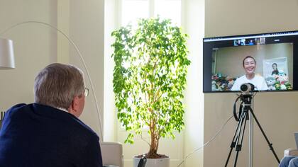 El presidente del Comité Olímpico Internacional, Thomas Bach, mantuvo una videoconferencia con la tenista china Peng Shuai.