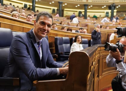 El presidente del Gobierno en funciones, Pedro Sánchez, durante una sesión plenaria, en el Congreso de los Diputados