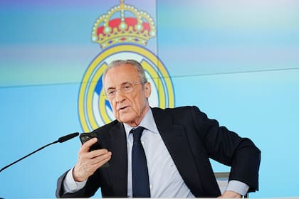 El presidente del Real Madrid Florentino Pérez durante una rueda de prensa, el martes 12 de mayo de 2026, en Madrid