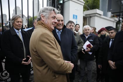 “El Presidente dio su palabra y la está cumpliendo”, afirmó el jefe de Gabinete en la Exposición Rural de Palermo, donde evitó confirmar si habrá anuncios el sábado 26