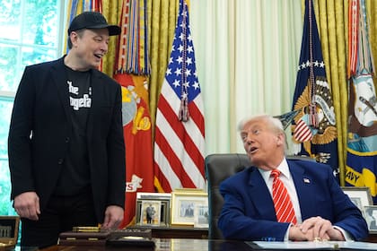 El presidente Donald Trump habla durante una conferencia de prensa con Elon Musk en la Casa Blanca, el 30 de mayo de 2025, en Washington. (AP Foto/Evan Vucci, Archivo)