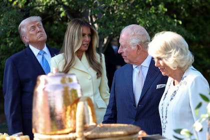 El presidente Donald Trump y su mujer, Melania Trump, junto al rey Carlos III y la reina Camilla, en Washington.