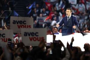 Los tres motivos por los que Francia vive una carrera presidencial extraña