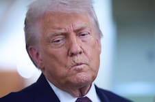 Trump exige la desmilitarización “total e inmediata” de Hamas para avanzar en la reconstrucción de Gaza