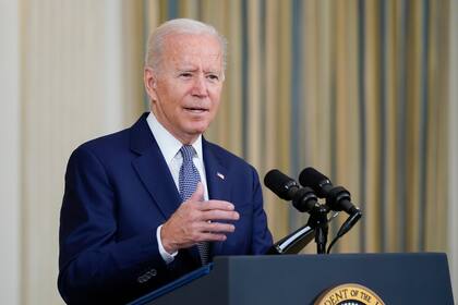 El presidente estadounidense Joe Biden habla en la Casa Blanca el viernes, 3 de septiembre del 2021.  (AP Foto/Susan Walsh)