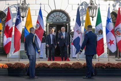El presidente estadounidense Joe Biden y el presidente uruguayo Luis Lacalle Pou, en la Casa Blanca 