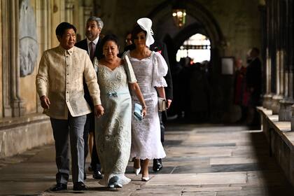 El presidente filipino Bongbong Marcos y su esposa Louise Marcos