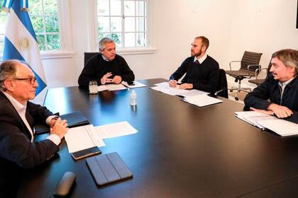 El Presidente, Guzmán, Máximo Kirchner y Heller