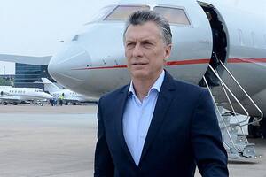 Macri viajará en un avión privado por Asia tras el vuelo en Emirates