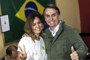 El gobierno de Bolsonaro quiso entrar al país joyas valuadas en millones de dólares sin declarar para la exprimera dama
