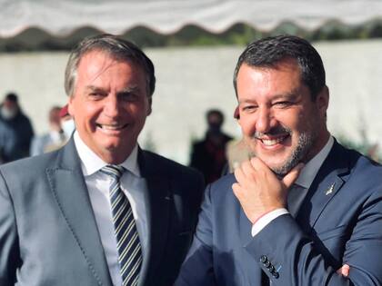 El presidente Jair Bolsonaro y líder de derecha italiana Matteo Salvini, en Pistoia