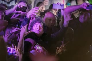 Cómo se explica: de los millones salvados de la pobreza al no llego a fin de mes de muchos