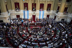 Qué dicen los constitucionalistas sobre la convocatoria de Villarruel a que el Senado trate el DNU de Milei
