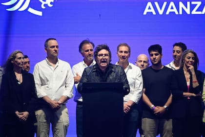 El presidente Javier Milei cierra su campaña electoral en Rosario, con vistas a las próximas elecciones a realizarse este domingo 26 de octubre