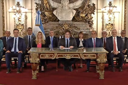 El presidente Javier Milei durante la cadena nacional