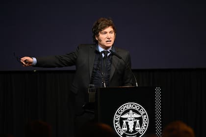 El presidente Javier Milei en la Bolsa de Comercio de Rosario