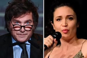 El presidente Javier Milei junto a la periodista Julia Mengolini