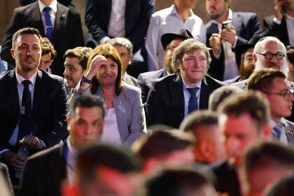 El presidente Javier Milei y Bullrich, durante el festejo de Januca de la comunidad judía