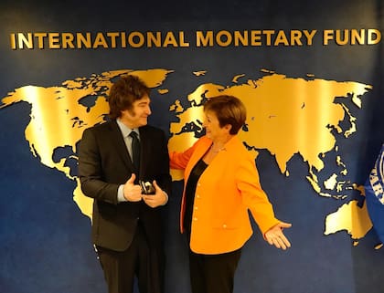 El presidente Javier Milei y la titular del FMI, Kristalina Georgieva