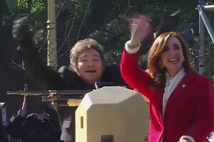 El presidente Javier Milei y la vicepresidenta Victoria Villarruel en el último desfile militar