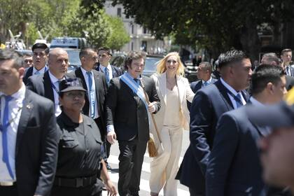 El presidente Javier Milei y su hermana Karina, el 10 de diciembre de 2023.