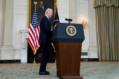 El presidente Joe Biden durante una conferencia en la Casa Blanca, en Washington, el miércoles 5 de mayo de 2021. (AP Foto/Evan Vucci)