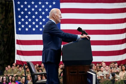 El presidente Joe Biden habla en Fort Liberty, Carolina del Norte, 9 de junio de 2023. (AP Foto/Susan Walsh)