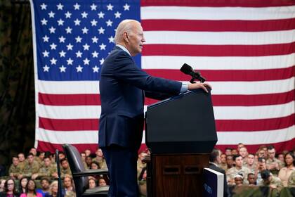 El presidente Joe Biden habla en Fort Liberty, Carolina del Norte, 9 de junio de 2023. (AP Foto/Susan Walsh)