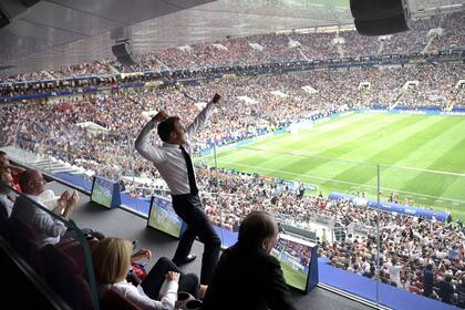 El presidente Macron, celebra el triunfo de Francia en la final de Rusia 2018