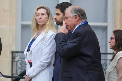 El presidente Macron recibe a Javier y Karina Milei