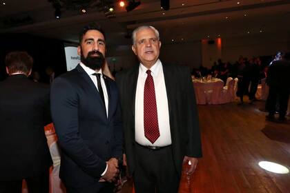 Alejandro Bongiovanni de la Fundación Libertad, con el economista Ricardo López Murphy