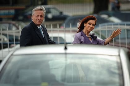 Néstor y Cristina Kirchner en el helipuerto cercano a la Casa Rosada el 30 octubre 2007