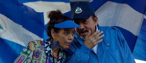 Ortega, frente al espejo de Maduro