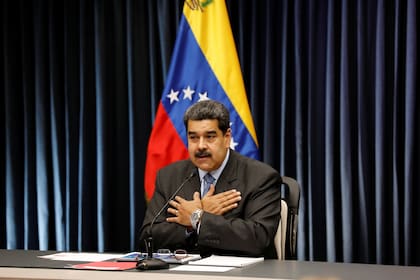 Nicolás Maduro eliminar el dólar del mercado cambiario venezolano en medio de la crisis total