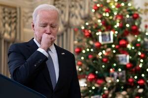 La aclaración de Biden tras un discurso con voz ronca y estornudos: “Me chequean para todas las cepas”