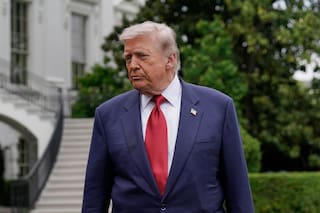 Trump advirtió que la tregua con Irán está al borde del colapso y prometió una “victoria total”