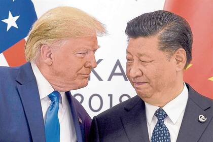 Donald Trump decidió llevar su enfrentamiento con el presidente chino Xi Jinping al terreno comercial