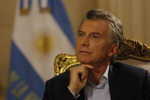 La salud presidencial: Macri mandó a comprar resucitadores para equipar Olivos