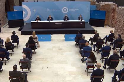 El presidente presentó el proyecto de Ley de Compre Argentino