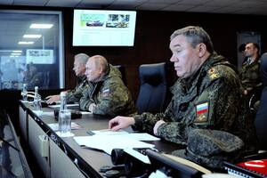 El video del tenso encuentro de Putin con el comandante de las fuerzas armadas que alimentó especulaciones