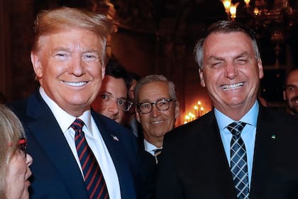 El expresidente de Estados Unidos Donald Trump junto al expresidente de Brasil Jair Bolsonaro