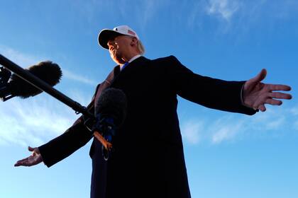 El presidente Trump enfatizó la necesidad de aprobar una reforma electoral mientras los republicanos corren el riesgo de perder la mayoría en la Cámara
