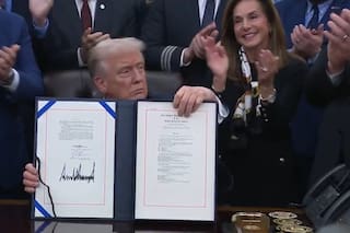 El Congreso puso fin al traumático cierre de gobierno en EE.UU. y Trump apuntó contra los demócratas