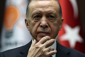 Recep Tayyip Erdogan suspendió su campaña y crecen los rumores sobre su estado de salud