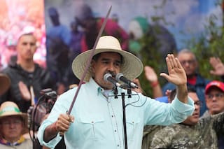 Maduro reveló cuánto gana por mes y explicó qué hace con su sueldo