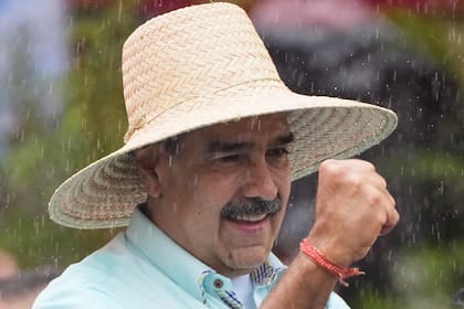 El presidente venezolano Nicolás Maduro en un mitin con partidarios en Caracas el 10 de diciembre del 2025. (AP Foto/Ariana Cubillos)