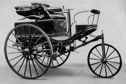 El primer "auto" diseñado por Carl Benz