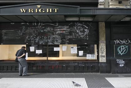 El primer bazar estaba en la Avenida de Mayo; cerró en 2012
