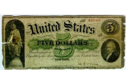 El primer billete que se imprimió fue en 1862 y desde ese momento, Estados Unidos siempre utilizó pigmentación verde