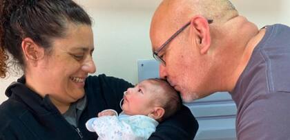 El primer encuentro con sus abuelos.